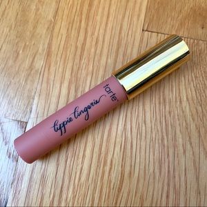 Tarte lippie lingerie